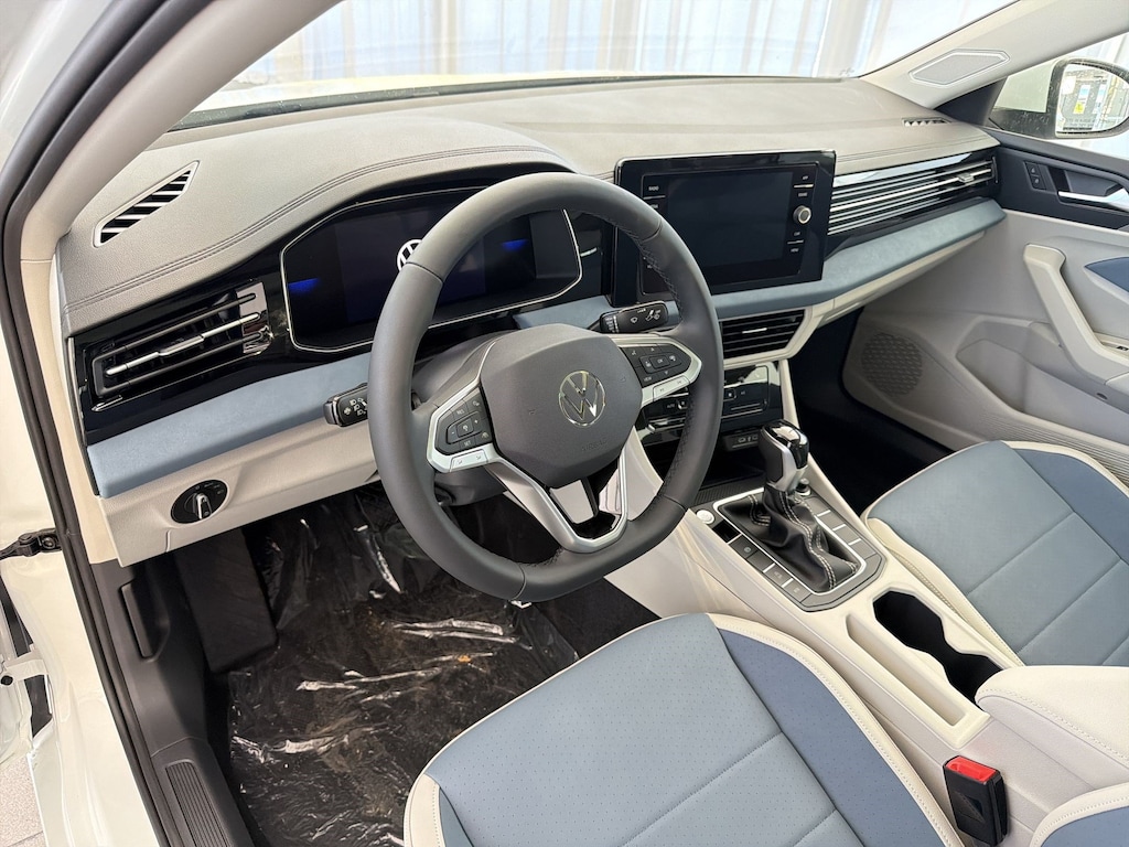 New 2026 Volkswagen Jetta 1.5T SE Sedan