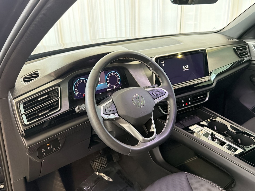 Used 2024 Volkswagen Atlas Cross Sport 2.0T SE w/Technology 2.0T SE w/Technology 4MOTION