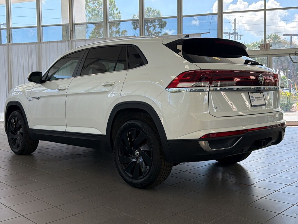 New 2026 Volkswagen Atlas Cross Sport SE w/Technology SUV