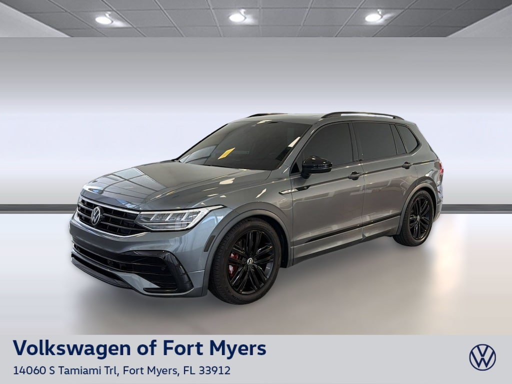 Used 2022 Volkswagen Tiguan SE R-Line Black 2.0T SE R-Line Black FWD
