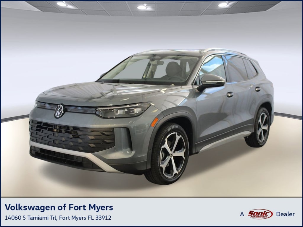 New 2025 Volkswagen Tiguan 2.0T SE SUV