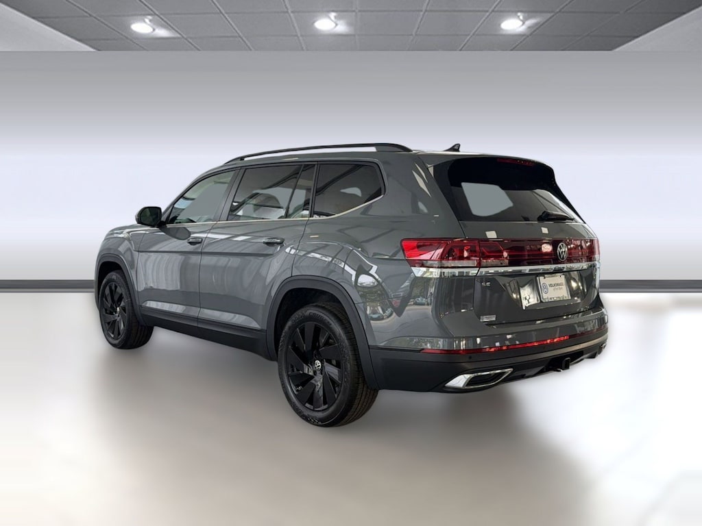 New 2026 Volkswagen Atlas SE w/Technology SUV