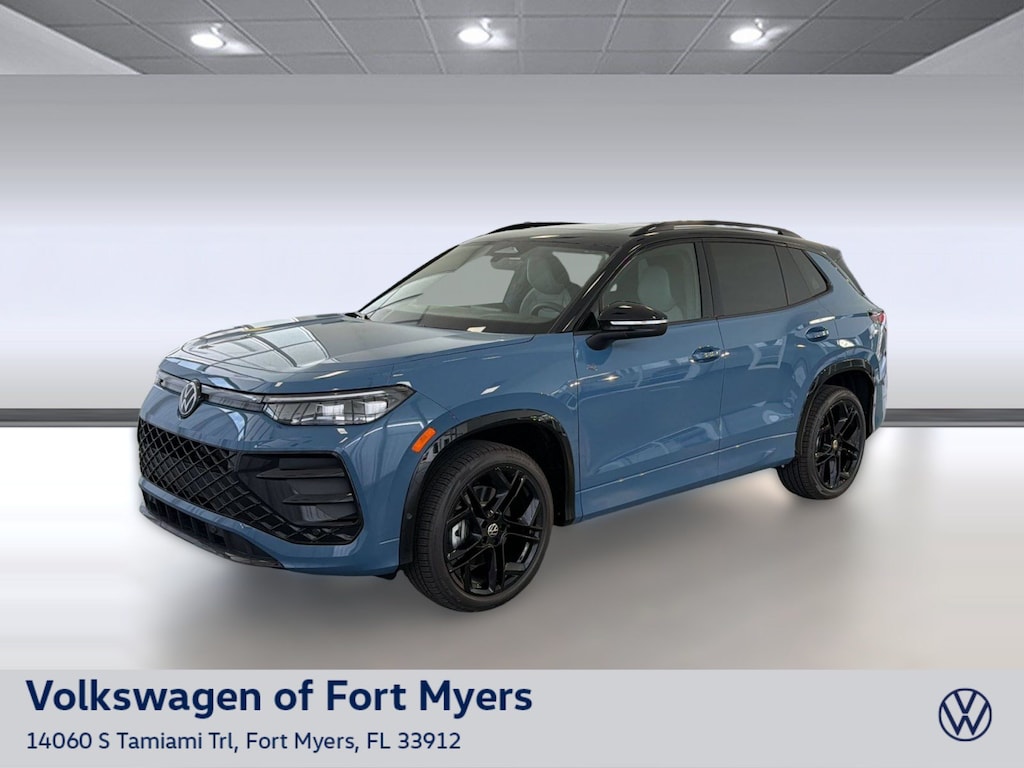 New 2026 Volkswagen Tiguan SE R-Line Black SUV