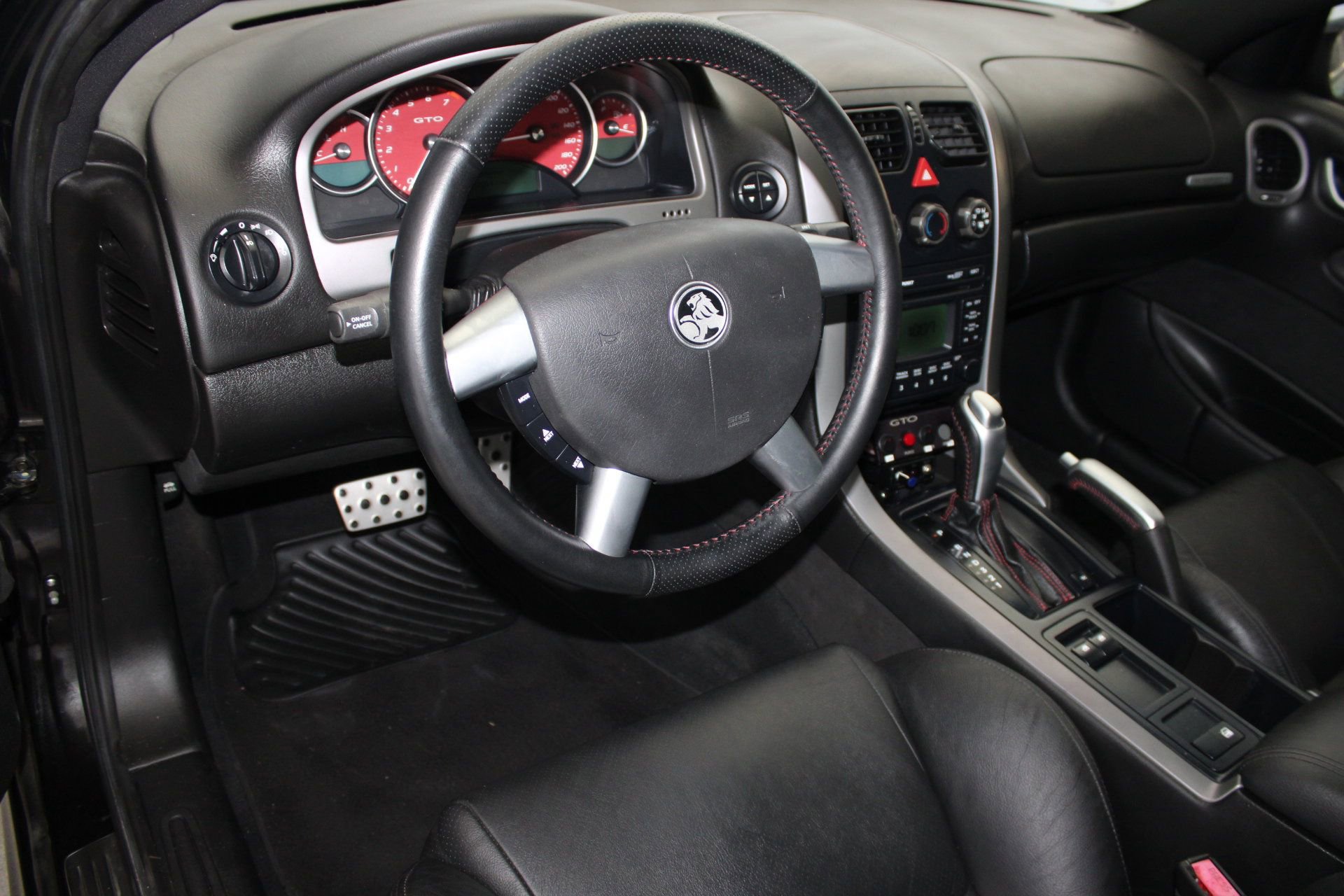 2006 Pontiac GTO photo 4
