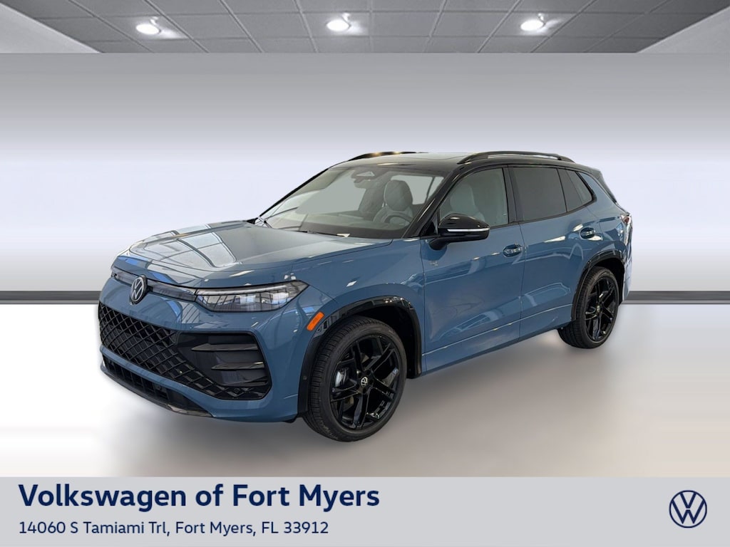 New 2026 Volkswagen Tiguan SE R-Line Black SUV