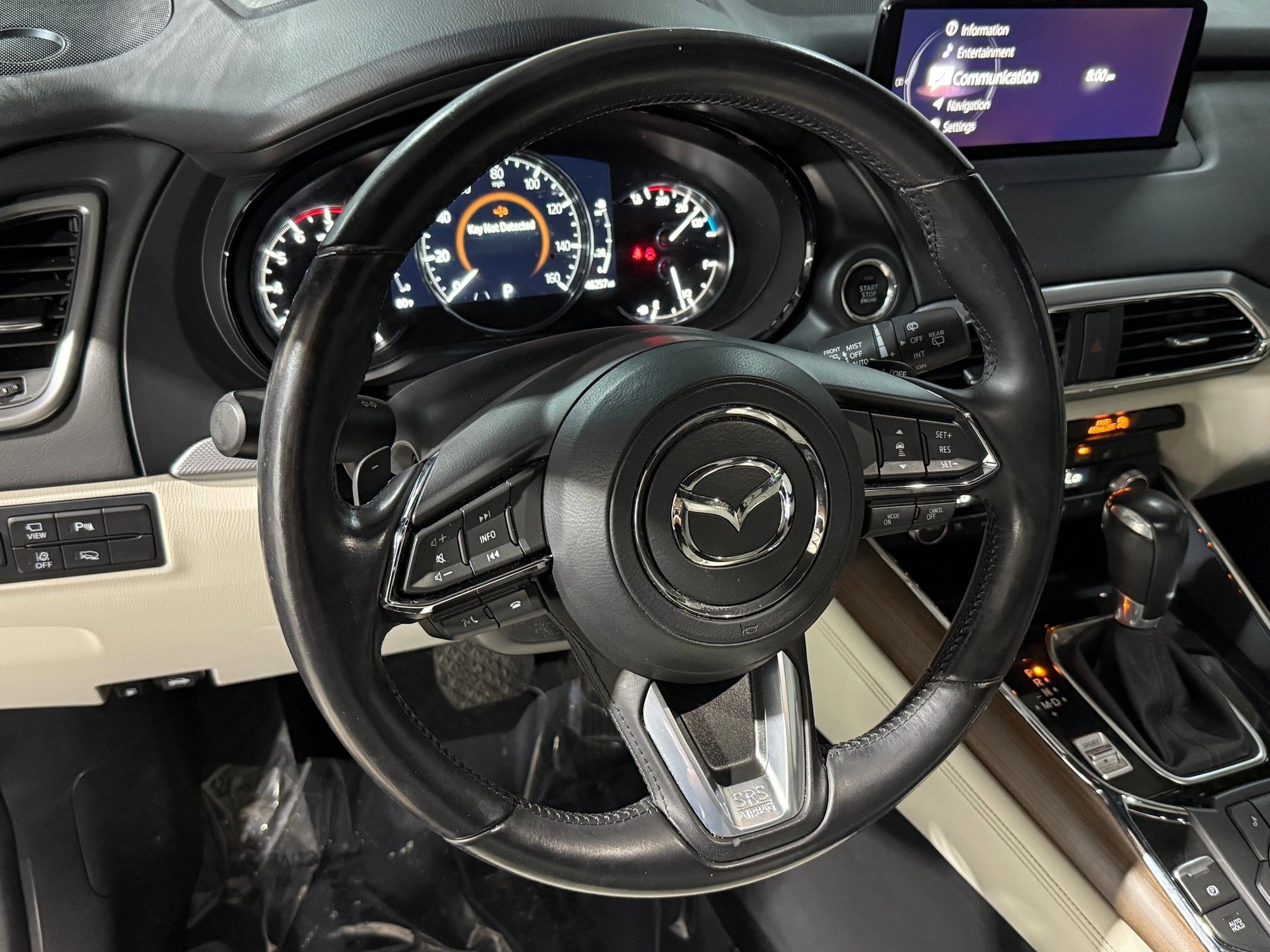 2022 Mazda CX-9 Signature photo 4