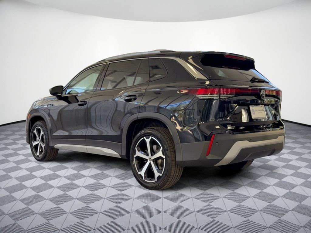 New 2026 Volkswagen Tiguan SE SUV