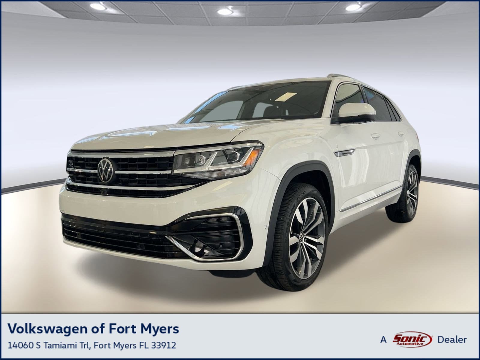 2023 Volkswagen Atlas Cross Sport SEL Premium R-Line's photo