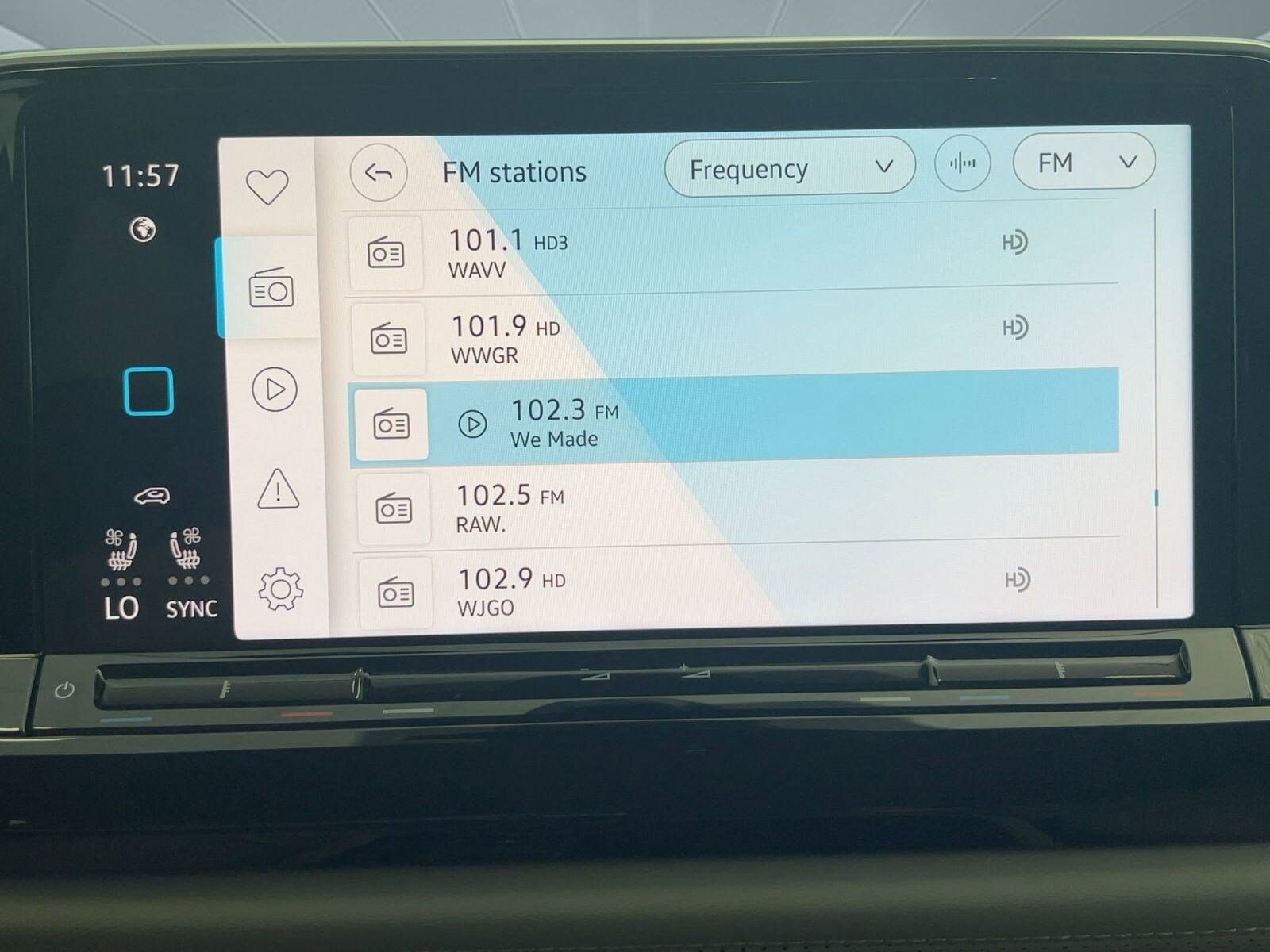 2026 Volkswagen Atlas SE w/Tech - Photo 22