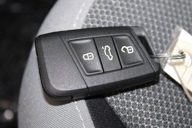 2024 Volkswagen Taos S - Photo 33