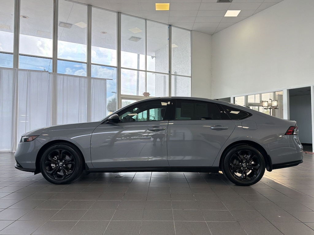 Used 2025 Honda Accord Sedan SE SE CVT