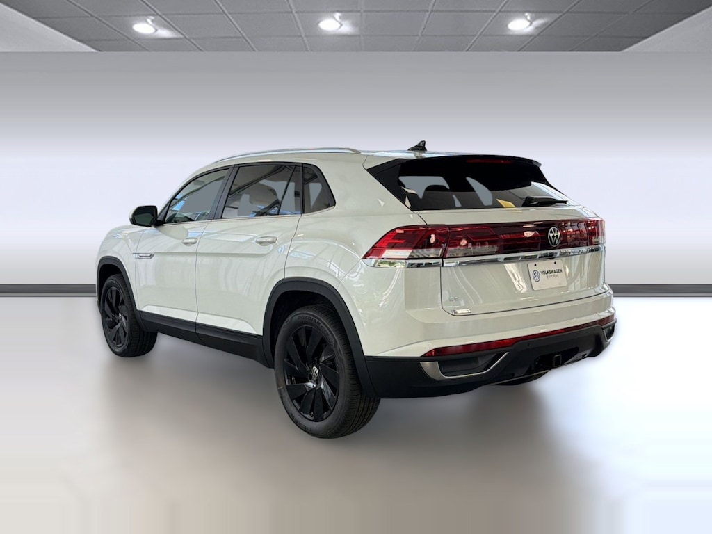 New 2026 Volkswagen Atlas Cross Sport SE w/Technology SUV