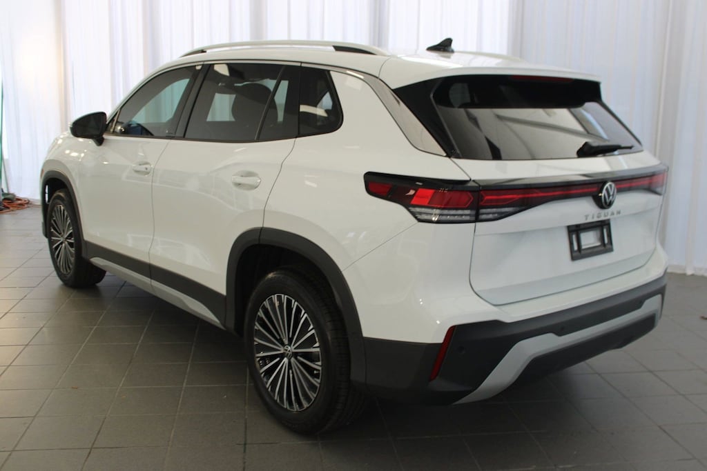 New 2025 Volkswagen Tiguan 2.0T S SUV