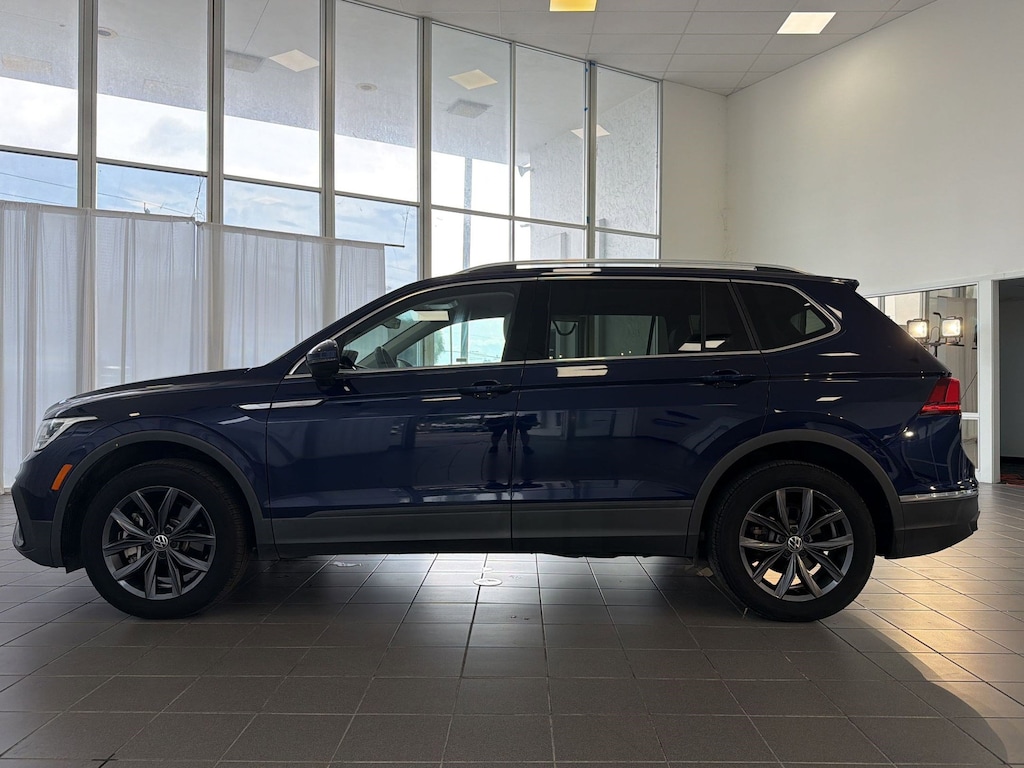 Used 2023 Volkswagen Tiguan SE 2.0T SE FWD