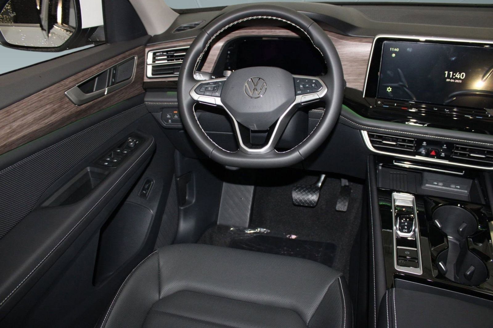 2026 Volkswagen Atlas SEL - Photo 31