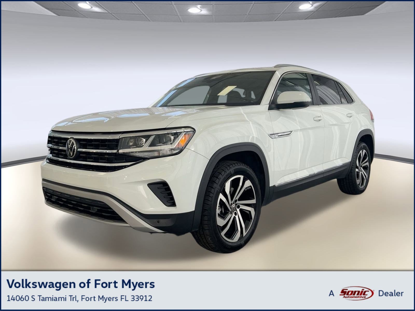 2022 Volkswagen Atlas Cross Sport SEL's photo