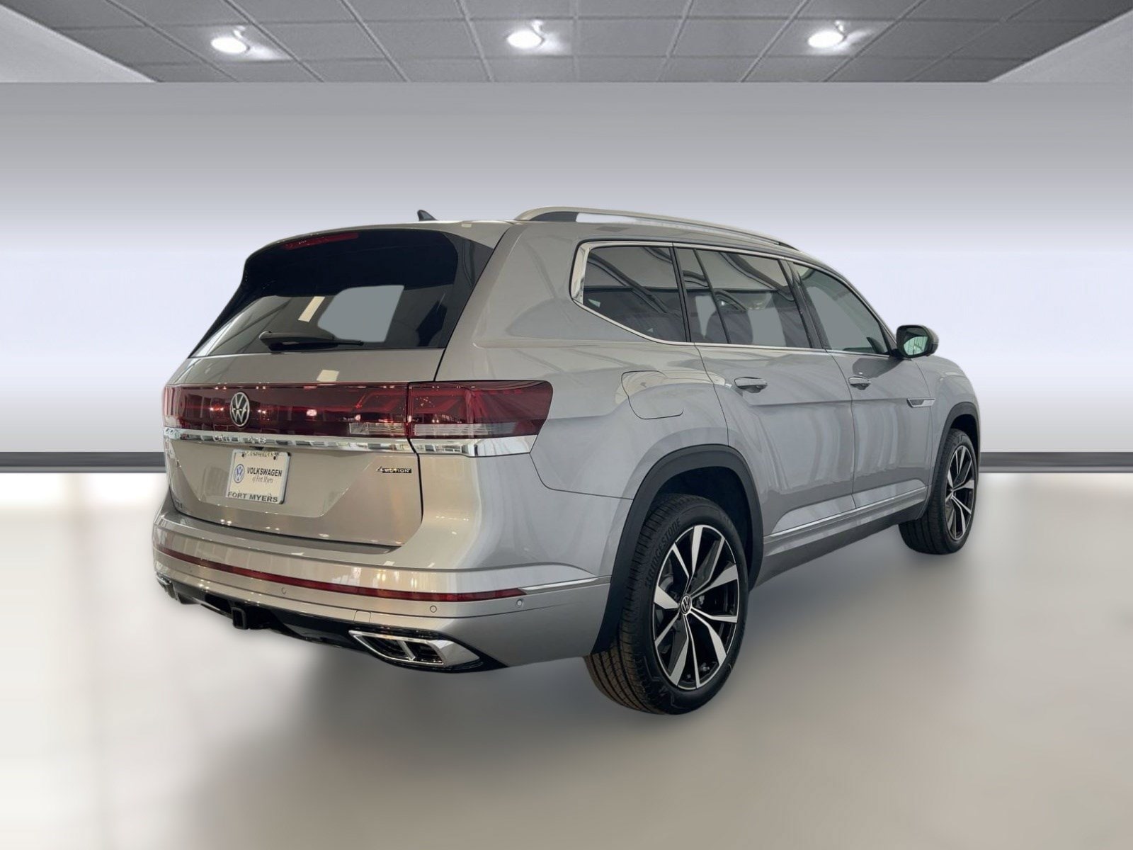 2026 Volkswagen Atlas SEL Premium R-Line - Photo 9