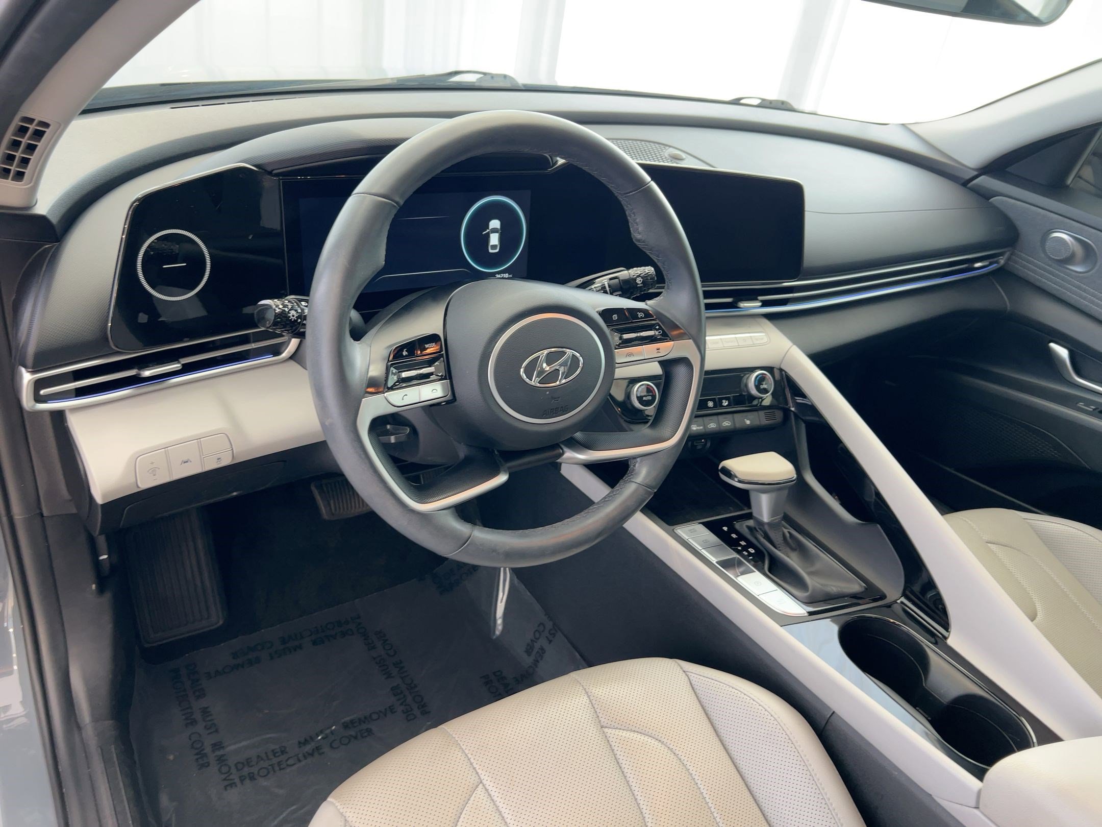 2023 Hyundai Elantra Limited photo 4