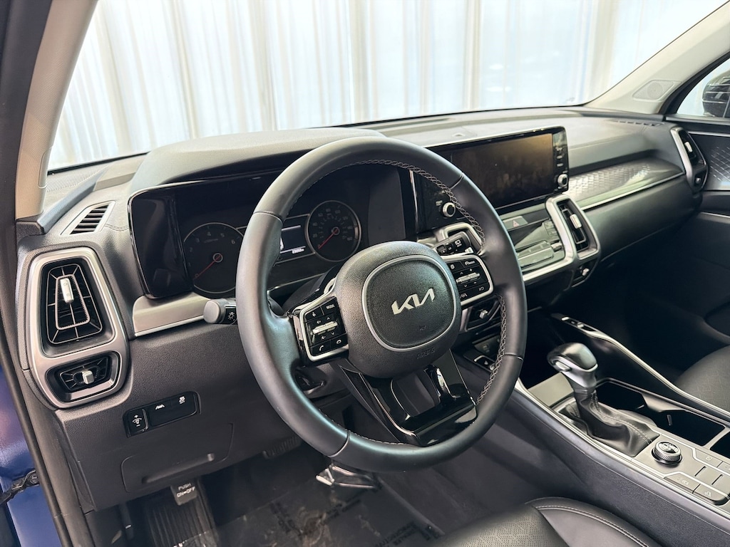 Used 2023 Kia Sorento S S FWD