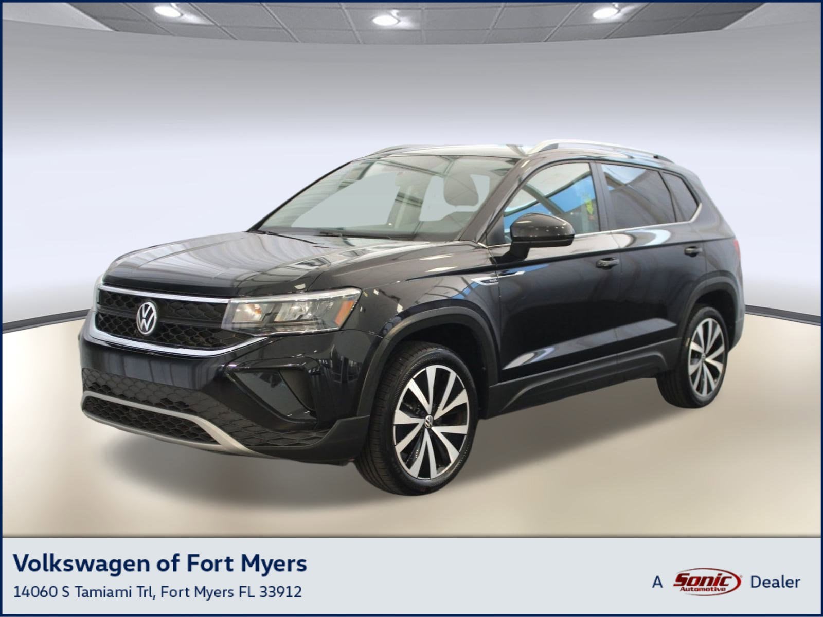 2022 Volkswagen Taos SE's photo