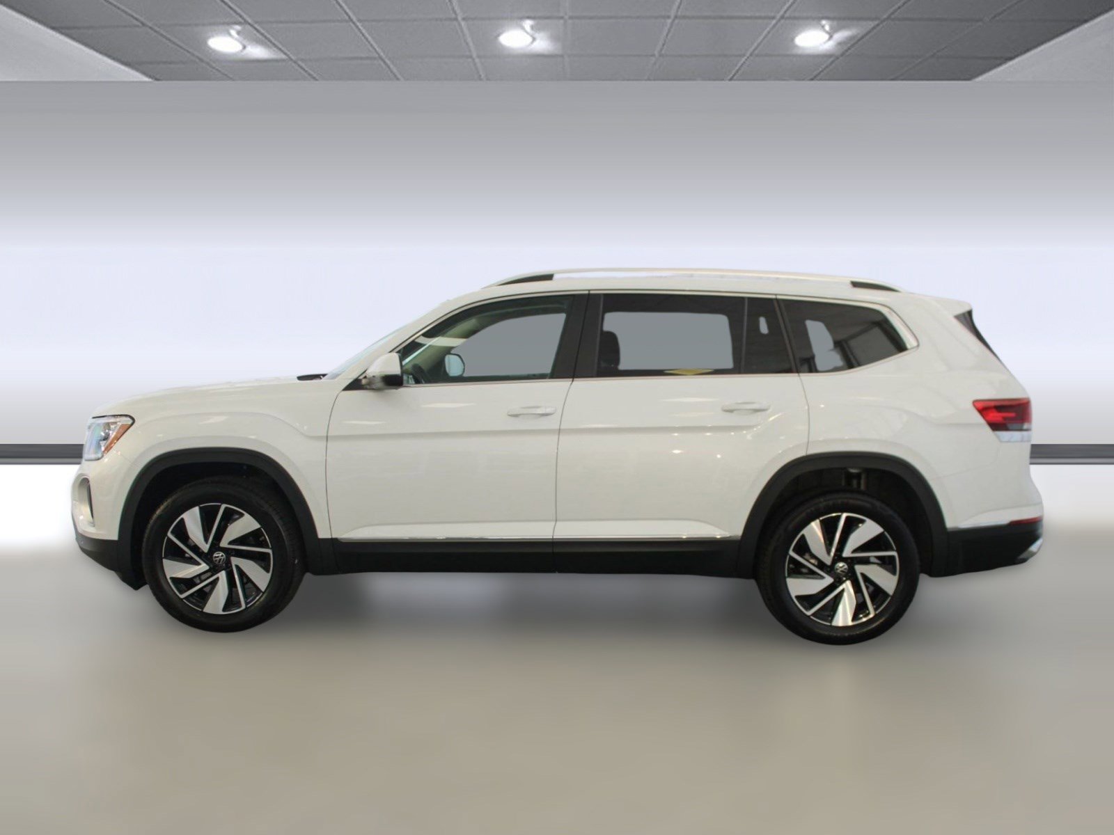 2026 Volkswagen Atlas SEL - Photo 2