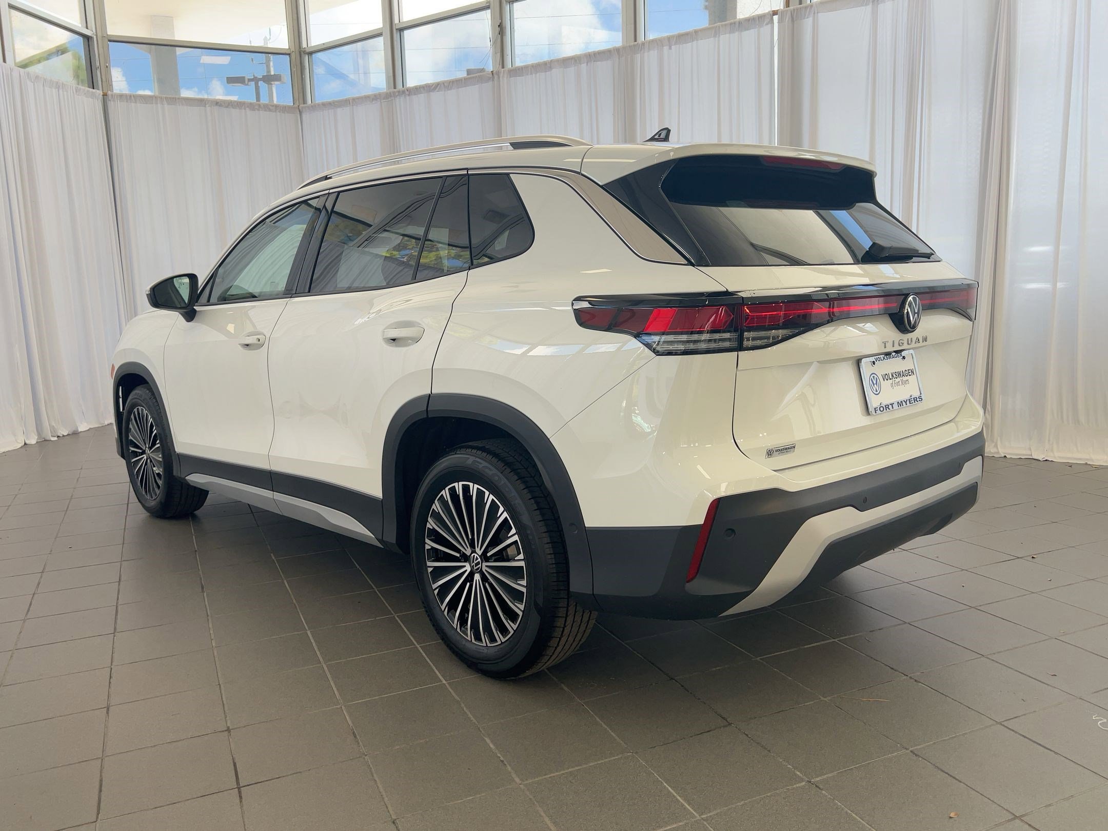 2026 Volkswagen Tiguan S photo 2