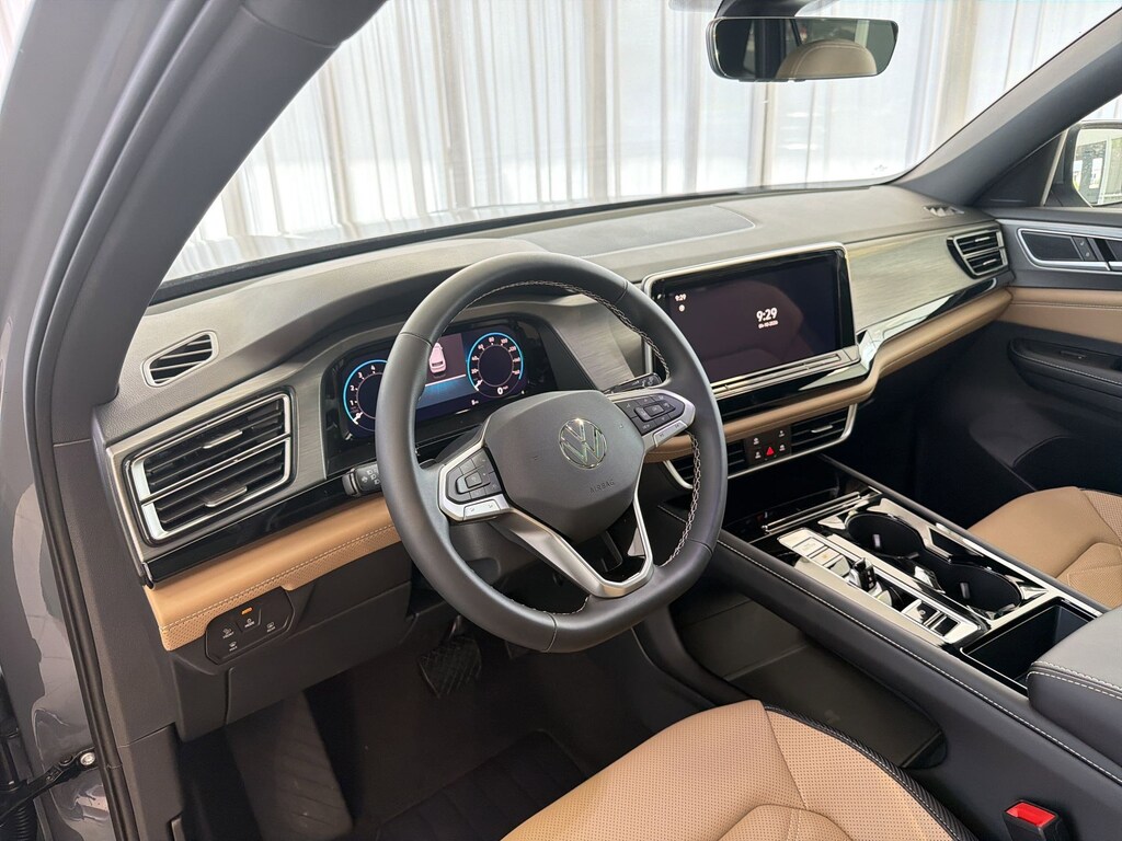 New 2026 Volkswagen Atlas Cross Sport 2.0T SE w/Technology SUV