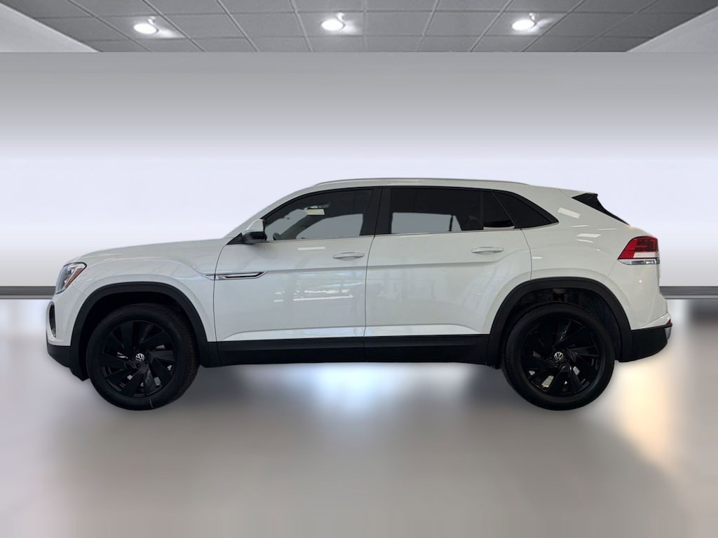 New 2026 Volkswagen Atlas Cross Sport 2.0T SE w/Technology SUV