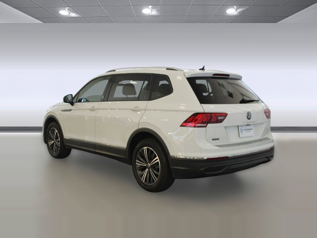 Used 2024 Volkswagen Tiguan Wolfsburg Edition 2.0T Wolfsburg Edition FWD