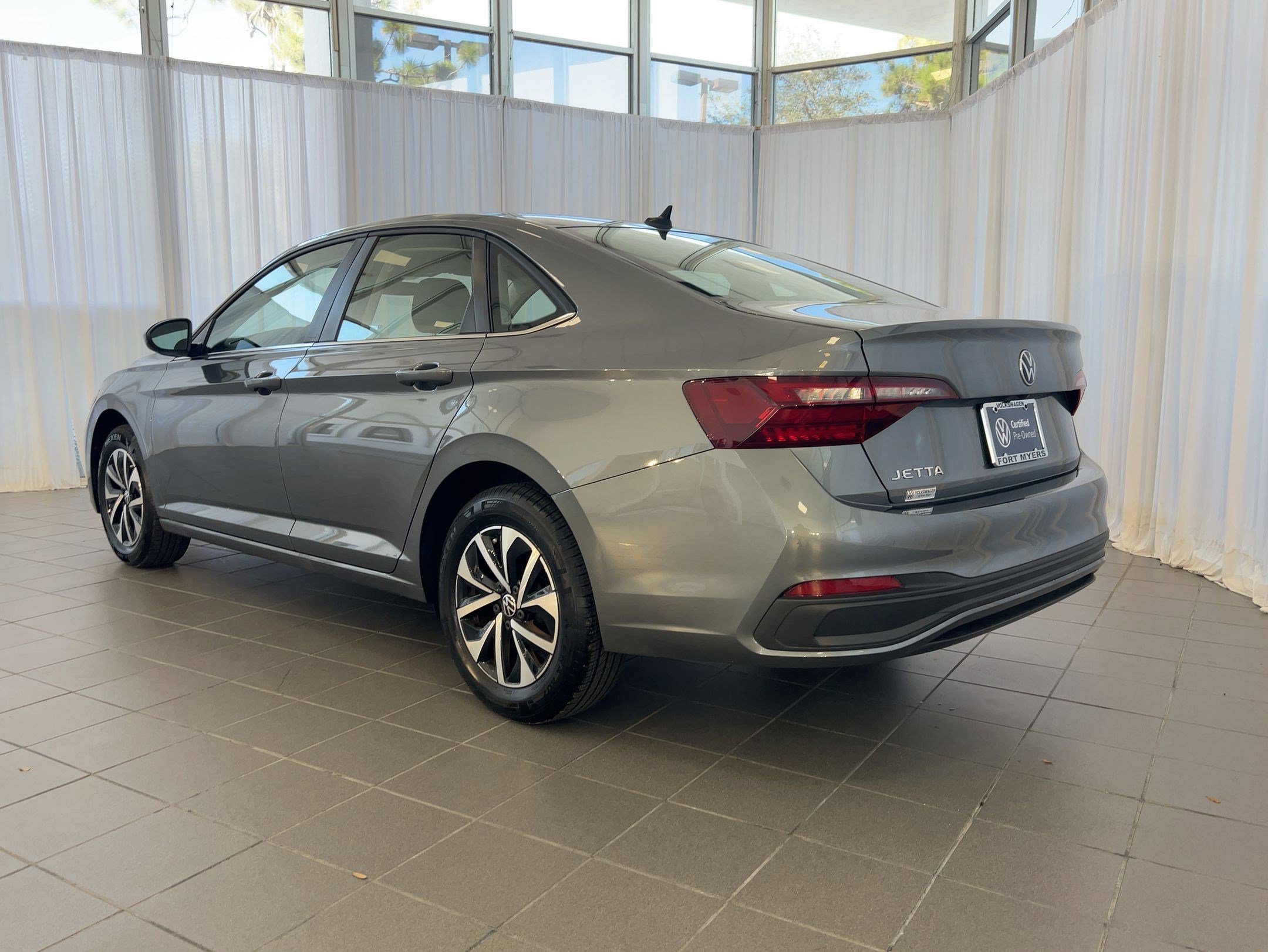 2024 Volkswagen Jetta S photo 3