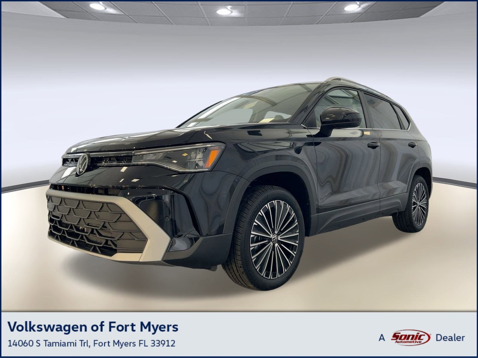 2026 Volkswagen Taos SE's photo