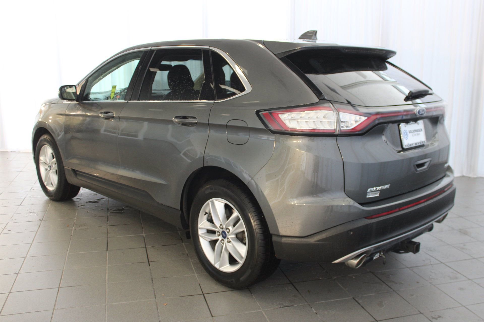 2017 Ford Edge SEL photo 3