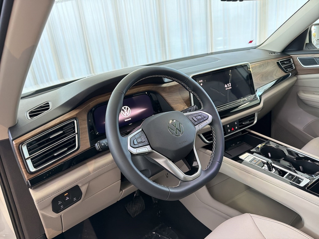 New 2026 Volkswagen Atlas 2.0T SE w/Technology SUV