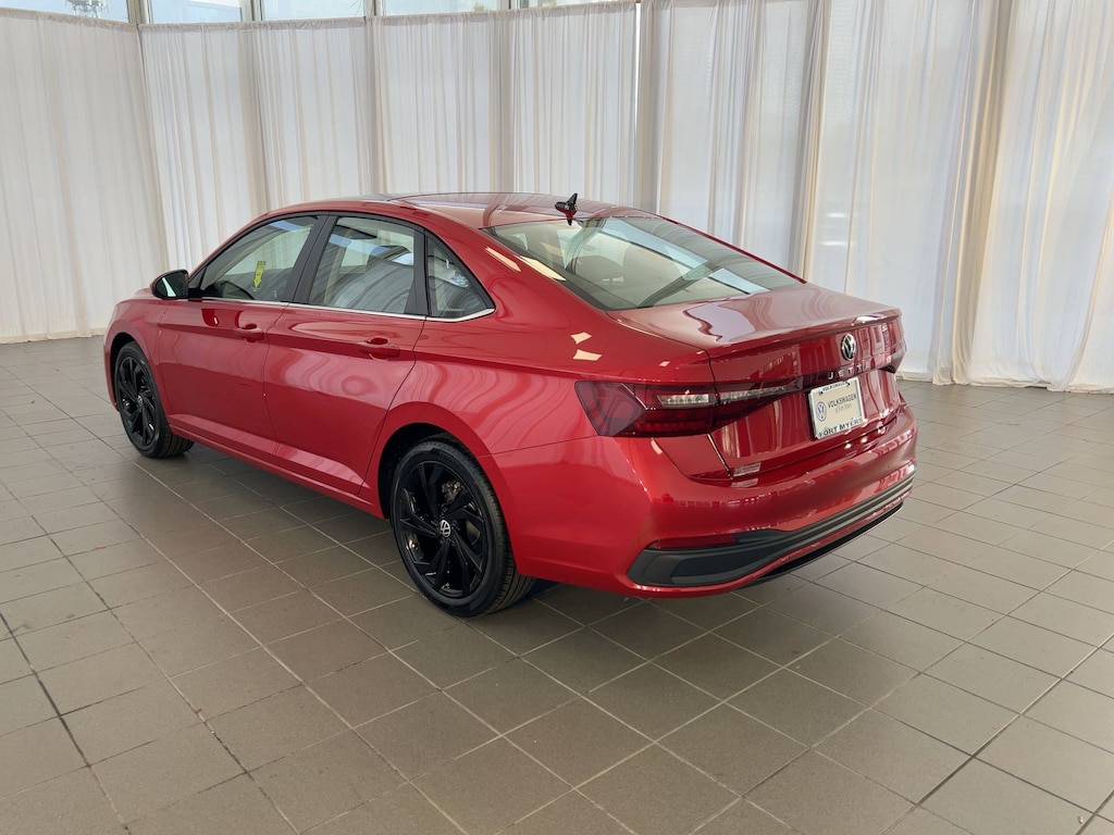 New 2026 Volkswagen Jetta 1.5T SE Sedan