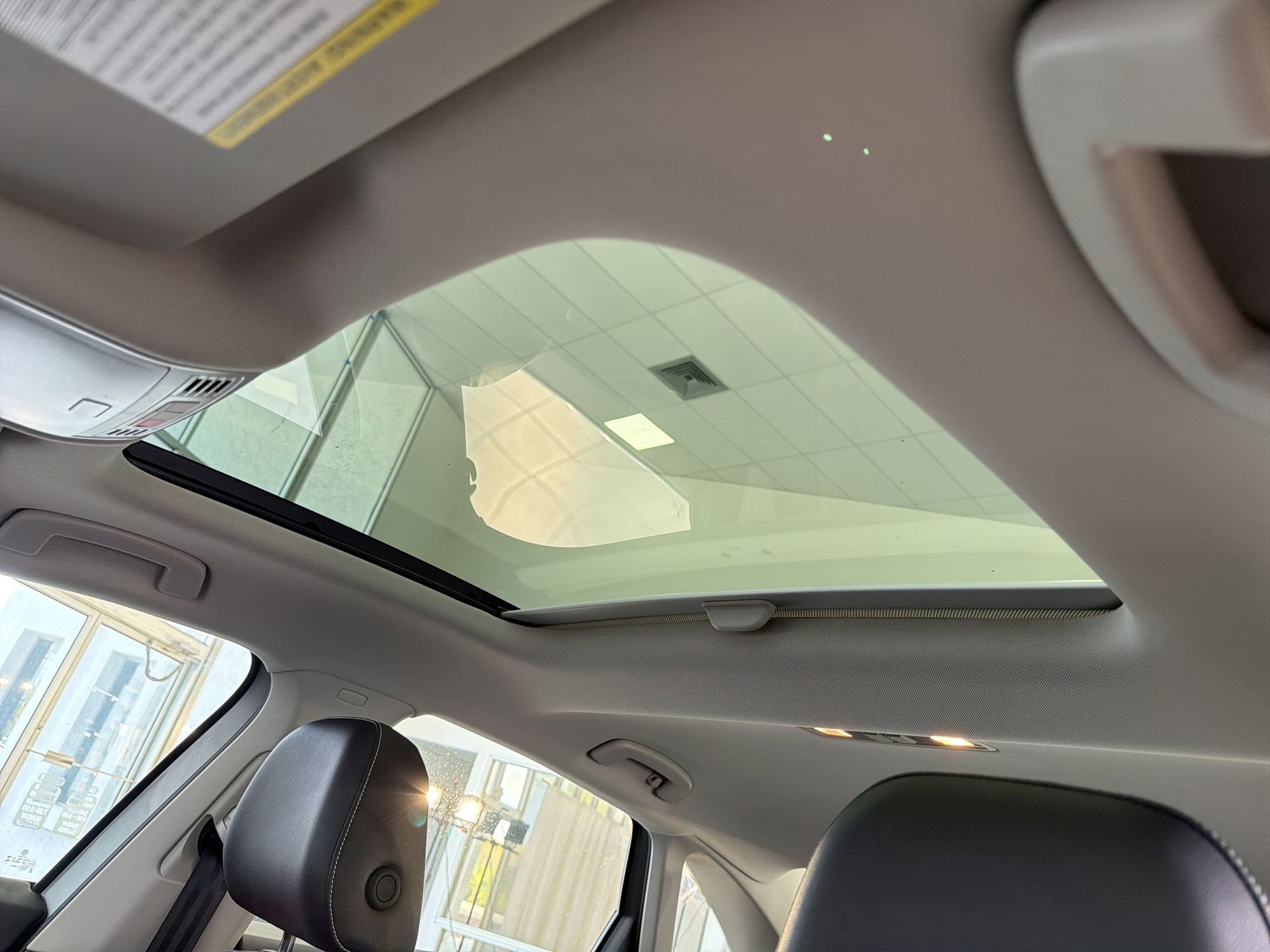 2025 Volkswagen Jetta SE - Photo 26