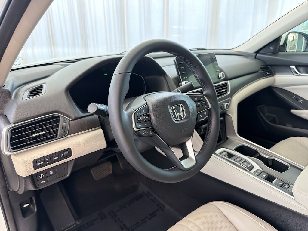 Used 2018 Honda Accord Hybrid Touring Sedan