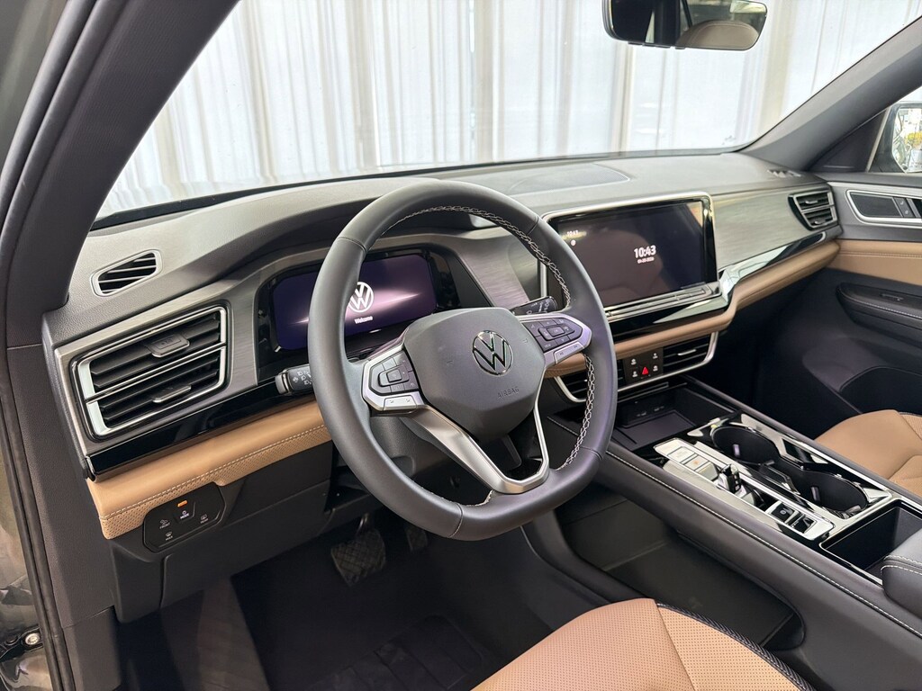 New 2026 Volkswagen Atlas Cross Sport 2.0T SE w/Technology SUV