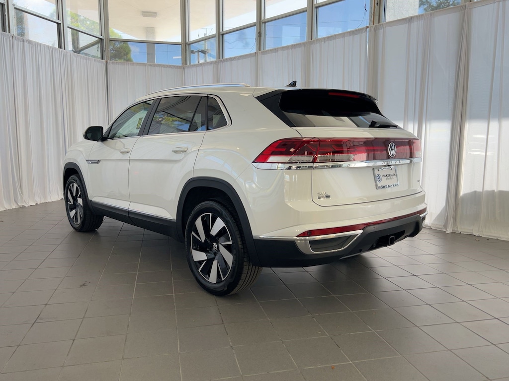 New 2026 Volkswagen Atlas Cross Sport 2.0T SEL SUV
