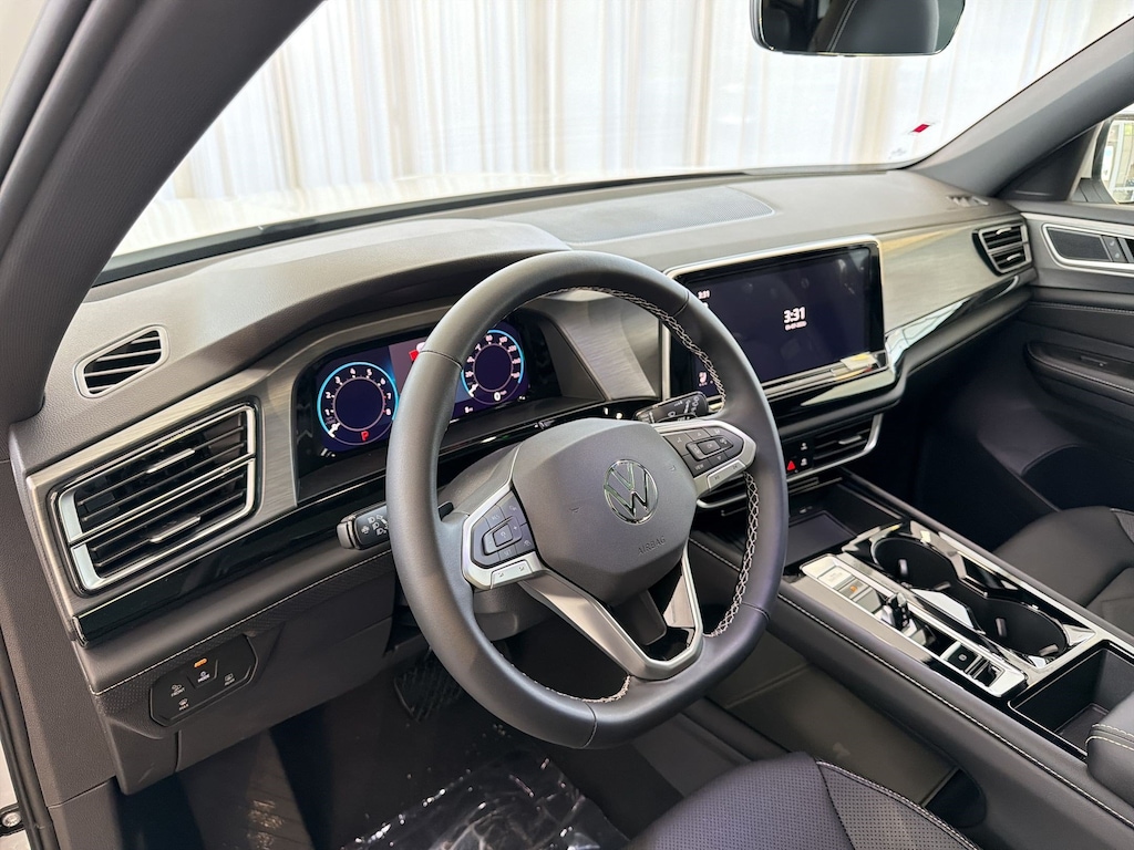 New 2026 Volkswagen Atlas Cross Sport SE w/Technology SUV