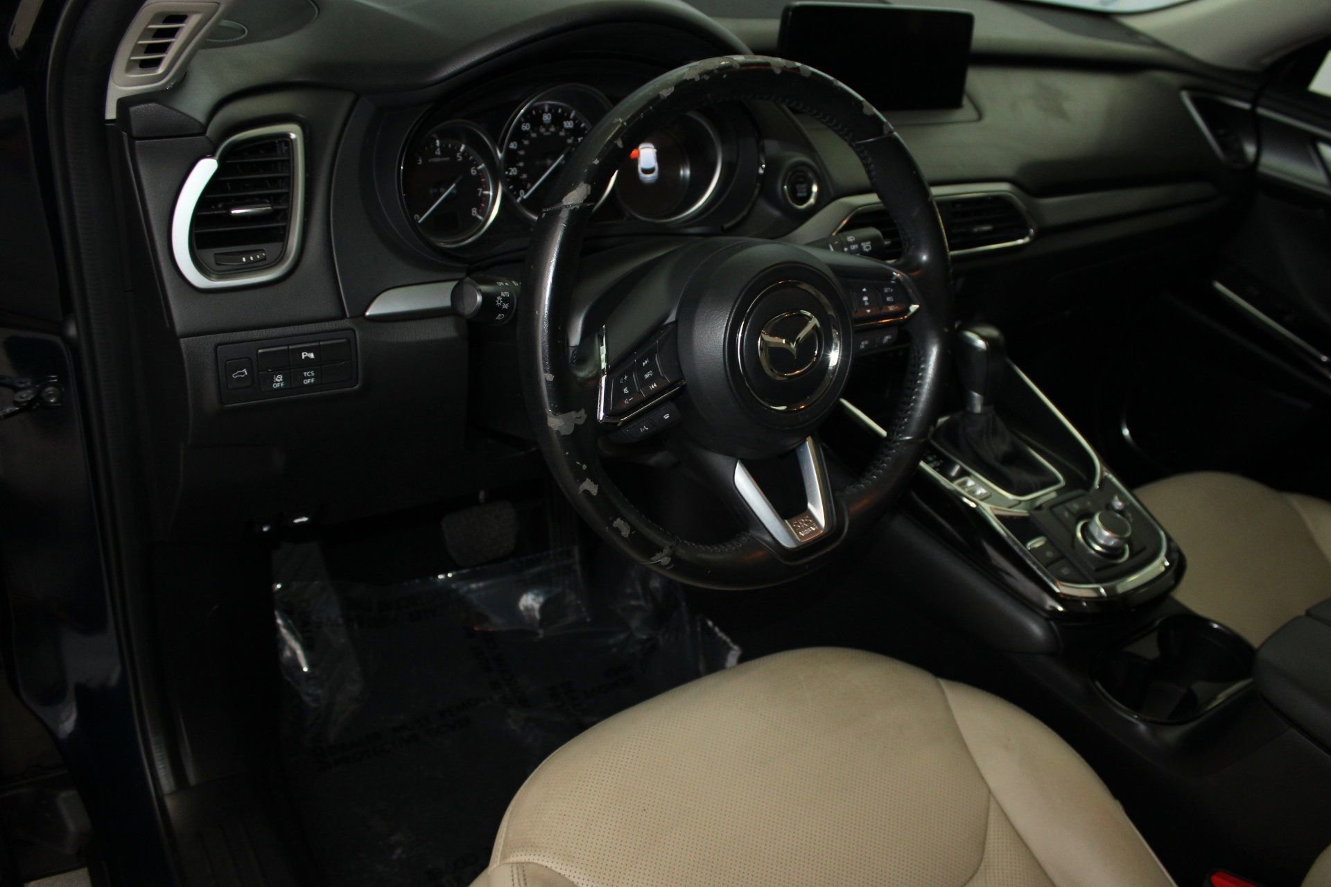 2021 Mazda CX-9 Touring photo 4