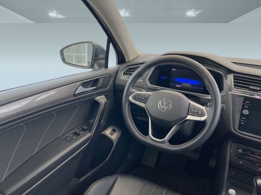 Used 2022 Volkswagen Tiguan SE 2.0T SE 4MOTION