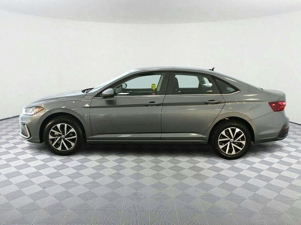New 2025 Volkswagen Jetta 1.5T S Sedan