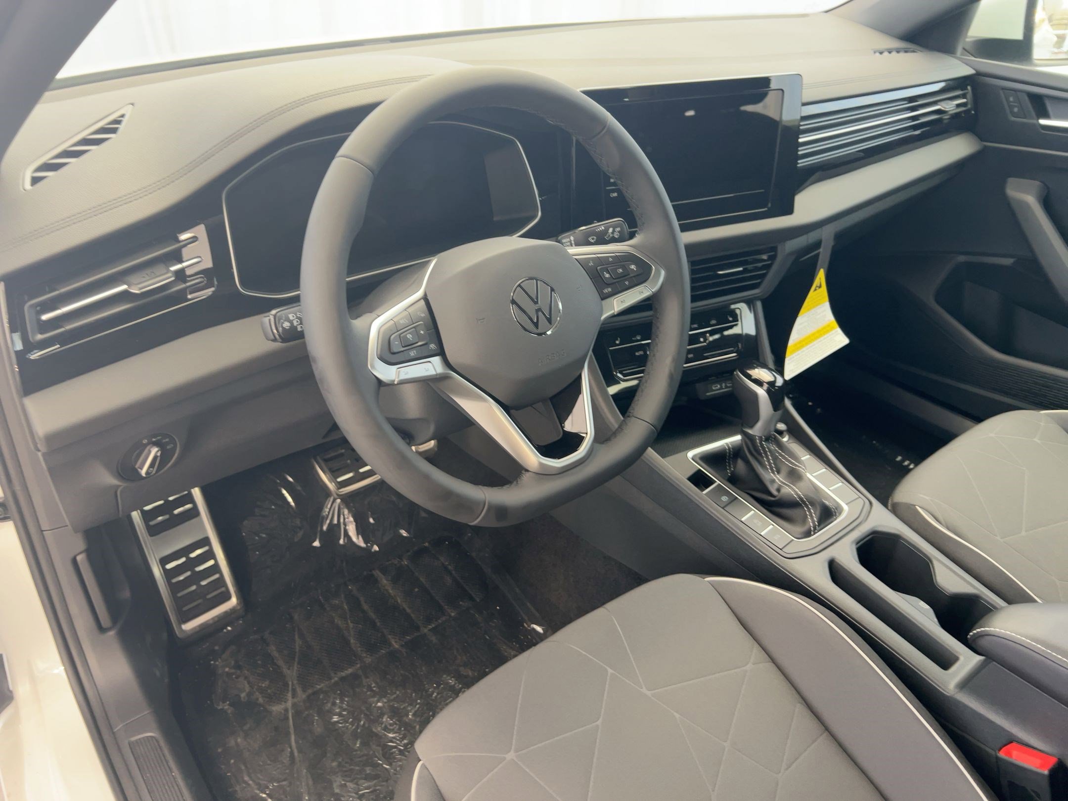 2026 Volkswagen Jetta Sport photo 3