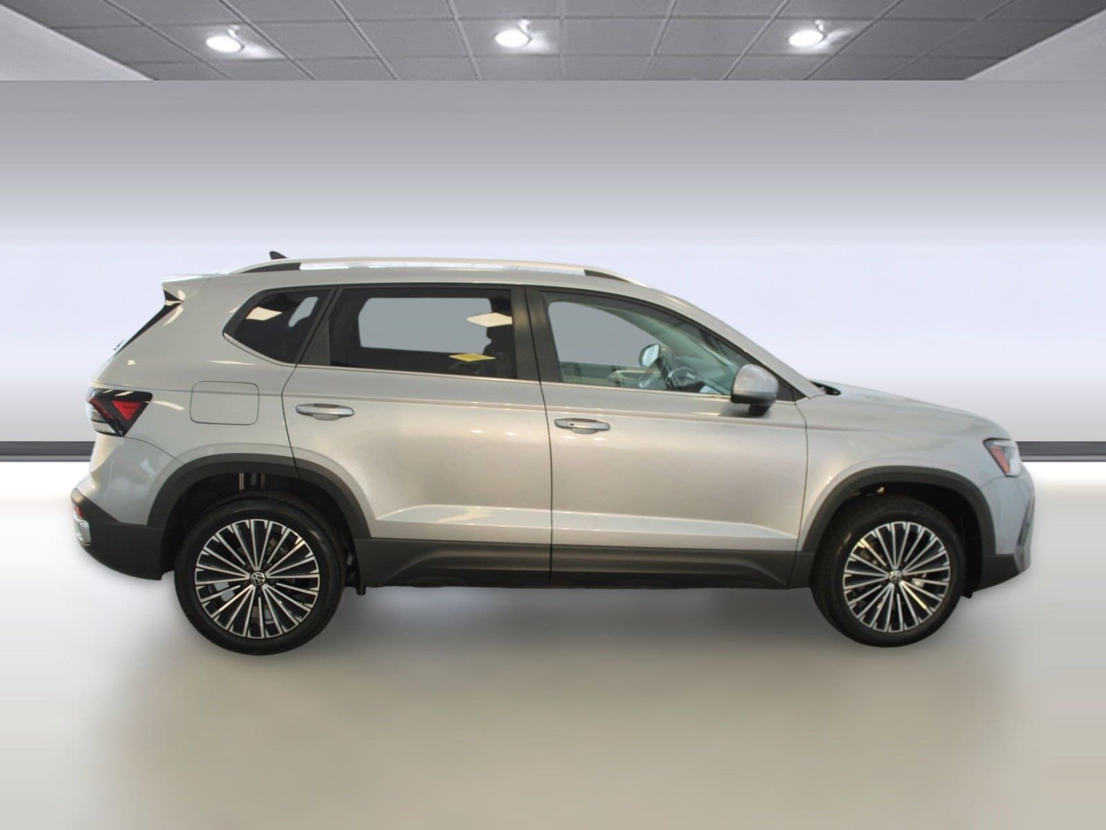 2025 Volkswagen Taos SE - Photo 7