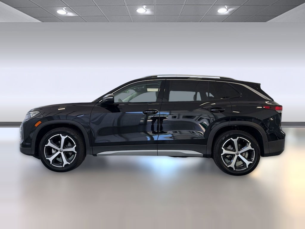 New 2026 Volkswagen Tiguan 2.0T SE SUV