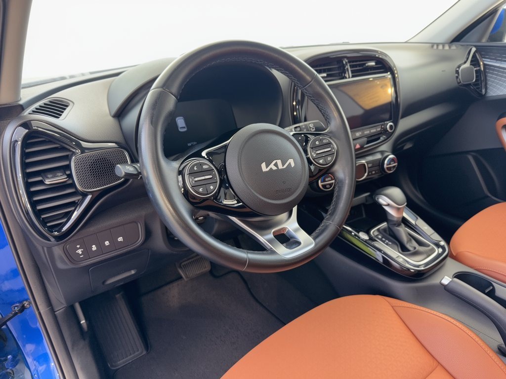 Used 2024 Kia Soul EX EX IVT