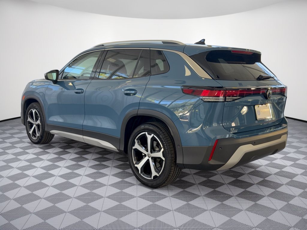 New 2026 Volkswagen Tiguan SE SUV