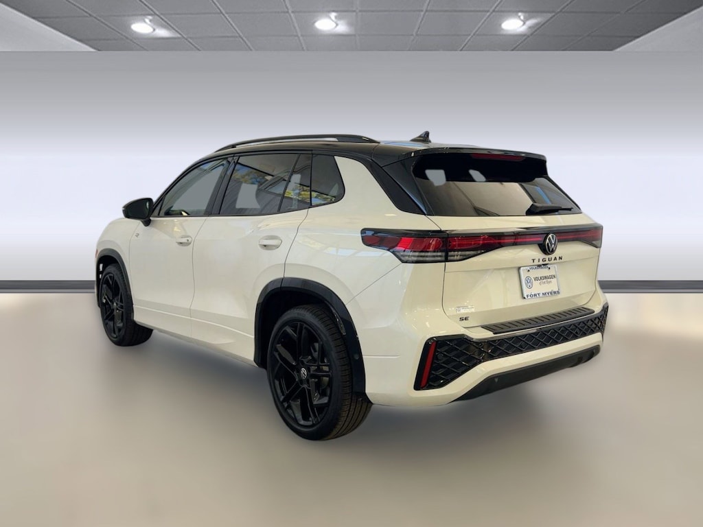 New 2026 Volkswagen Tiguan 2.0T SE R-Line Black SUV
