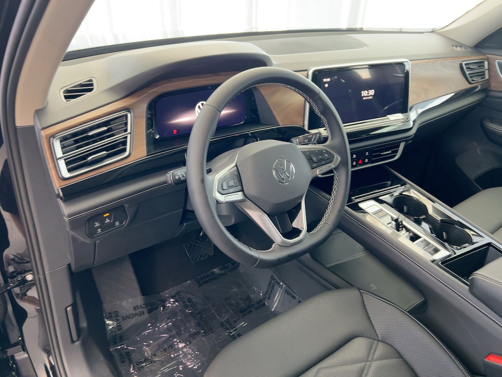 New 2026 Volkswagen Atlas 2.0T SE w/Technology SUV