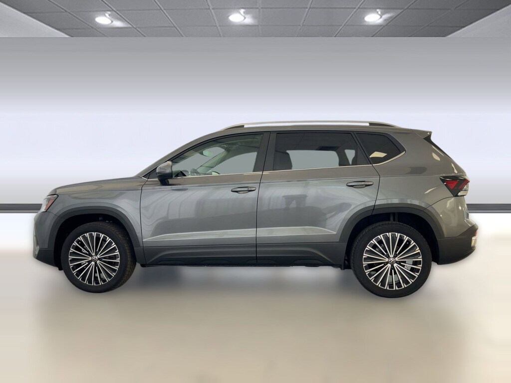 New 2026 Volkswagen Taos 1.5T SE SUV